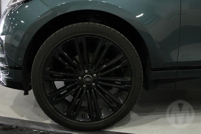 2025 Land Rover Range Rover Velar P250 Dynamic SE