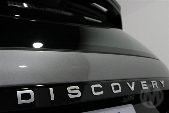 2025 Land Rover Range Rover Velar P250 Dynamic SE