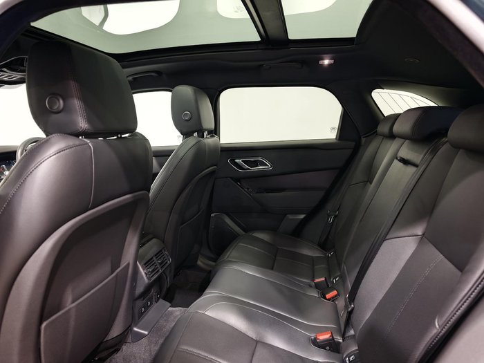 2025 Land Rover Range Rover Velar