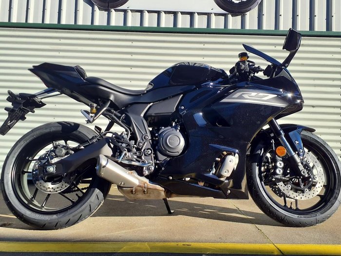 2026 Yamaha YZF-R7 LAMs YZF-R Black