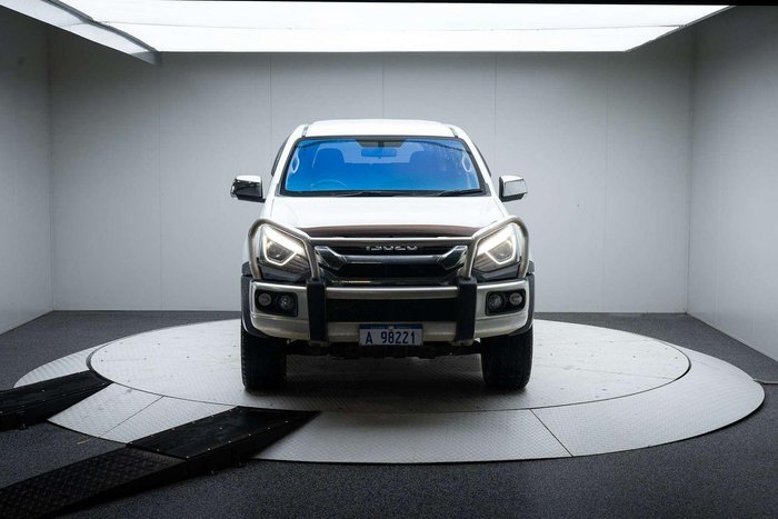 2020 Isuzu MU-X