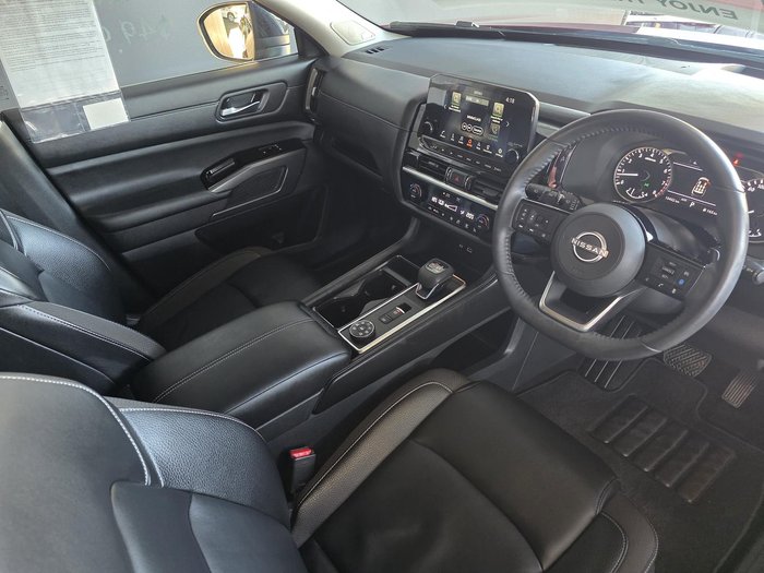 2024 Nissan Pathfinder Ti