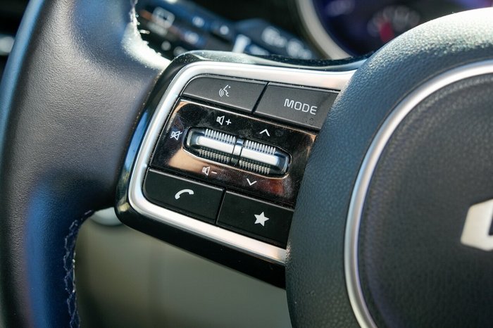 2023 Kia Carnival Special Edition