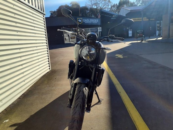 2026 Triumph Trident 660 Trident Grey