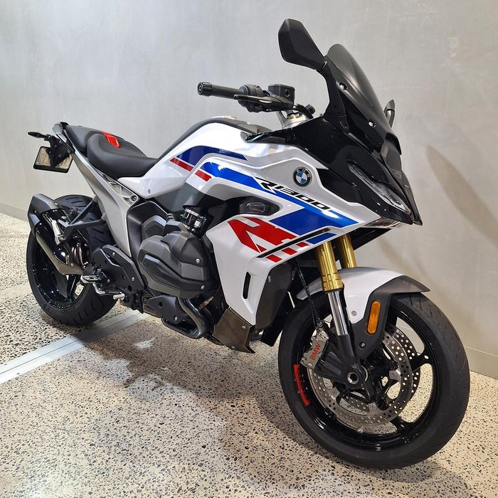 2025 BMW