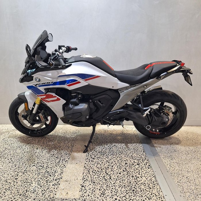 2025 BMW