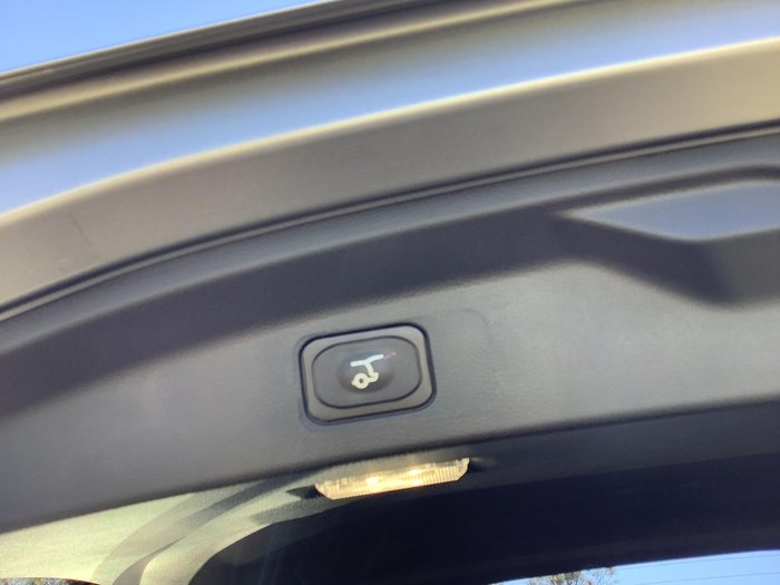 2025 Ford Everest Trend