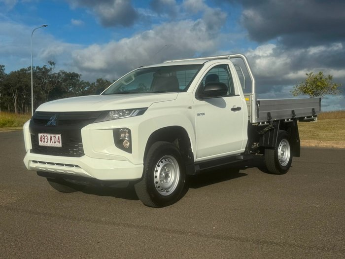 2023 Mitsubishi Triton GLX
