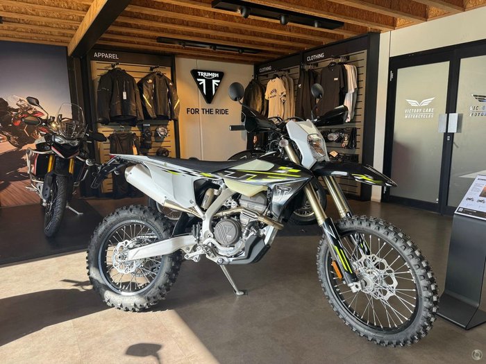 TRIUMPH TF 250-E ENDURO OFF ROAD