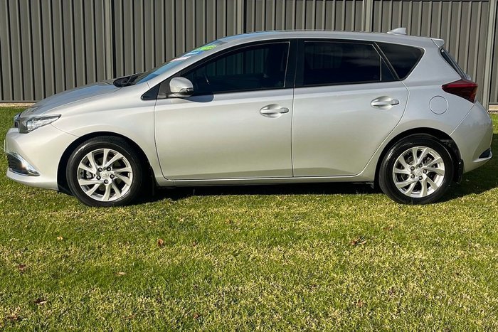 2016 Toyota Corolla Ascent Sport
