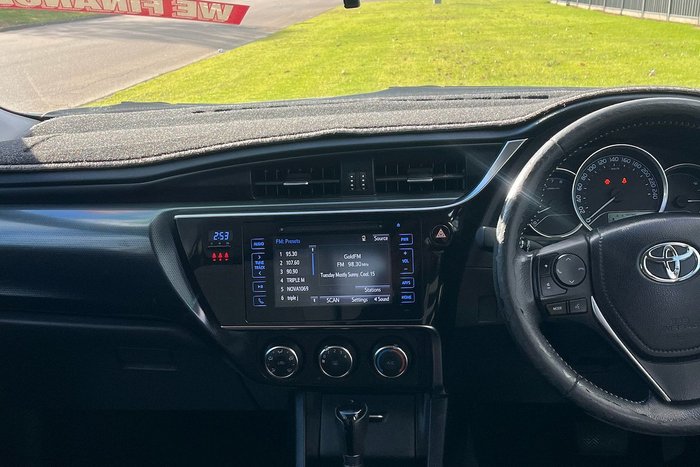 2016 Toyota Corolla Ascent Sport