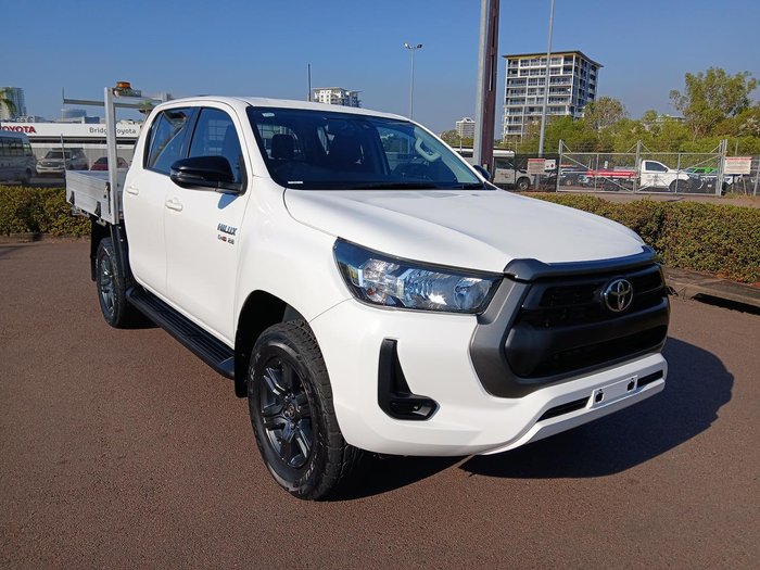 2022 Toyota Hilux SR