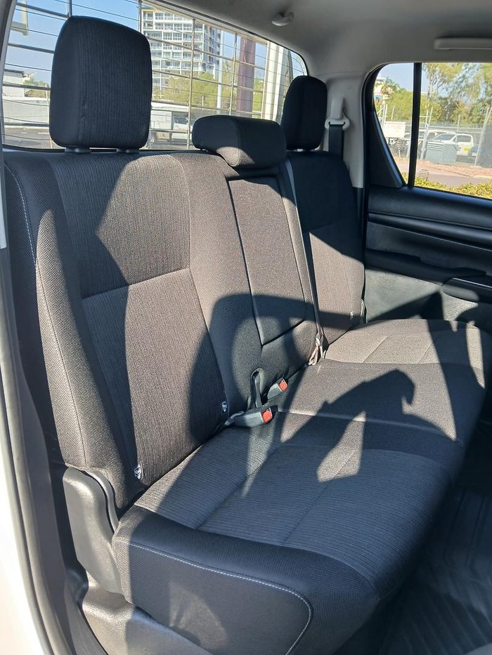 2022 Toyota Hilux SR