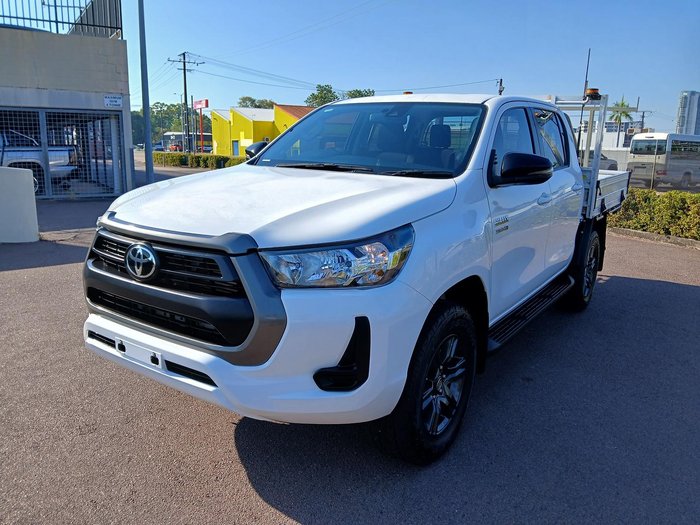 2022 Toyota Hilux SR