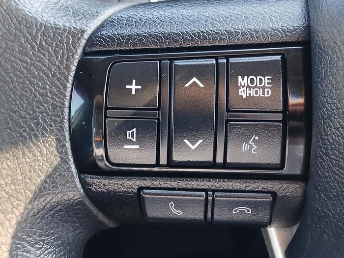 2022 Toyota Hilux SR