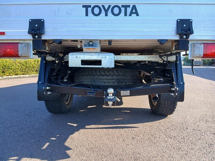 2022 Toyota Hilux SR