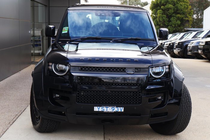 2025 Land Rover Defender