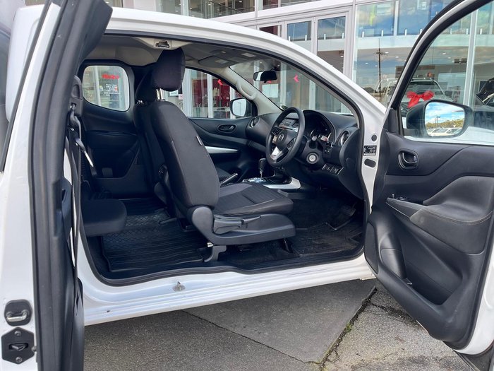 2021 Nissan Navara SL
