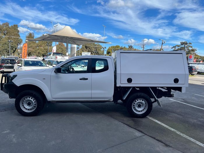 2021 Nissan Navara SL