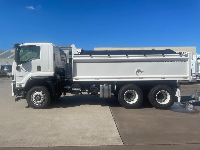 2025 Isuzu F Series FVZ 260-300 AT R46