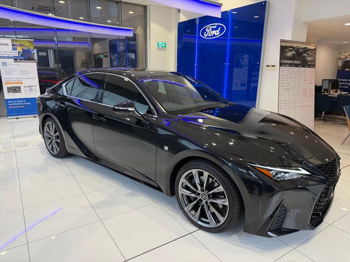 2020 Lexus IS