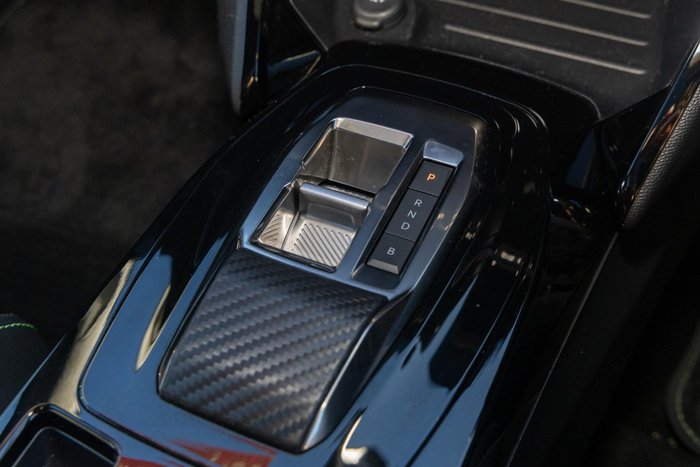 2023 Peugeot e-2008 GT