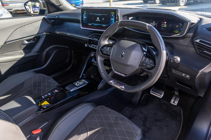2023 Peugeot e-2008 GT