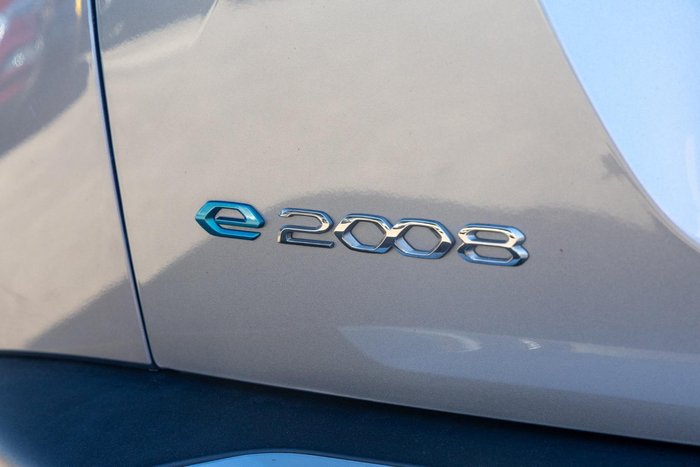 2023 Peugeot e-2008 GT