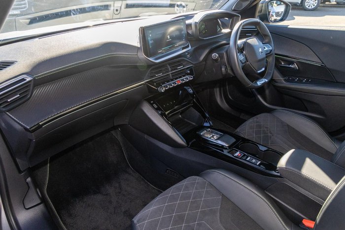 2023 Peugeot e-2008 GT