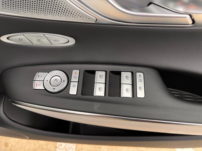 2025 Genesis GV70 3.5T SIGNATURE