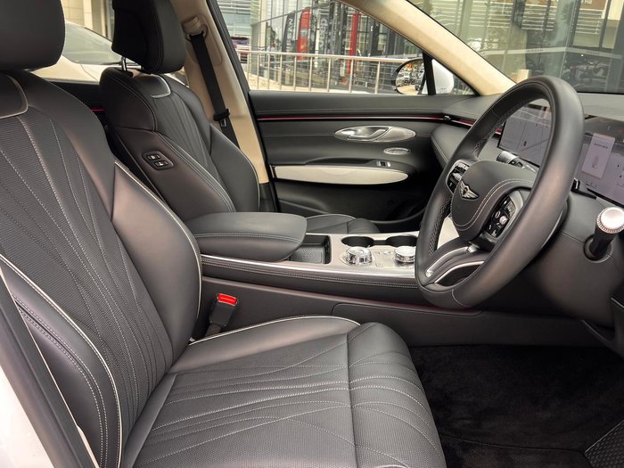 2025 Genesis GV70 3.5T SIGNATURE