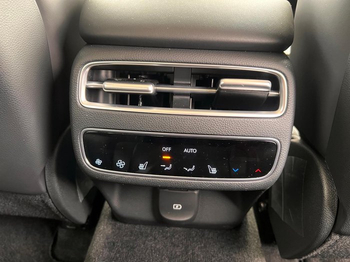 2025 Genesis GV70 3.5T SIGNATURE