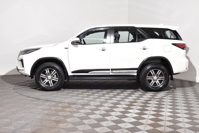 2022 Toyota Fortuner GX