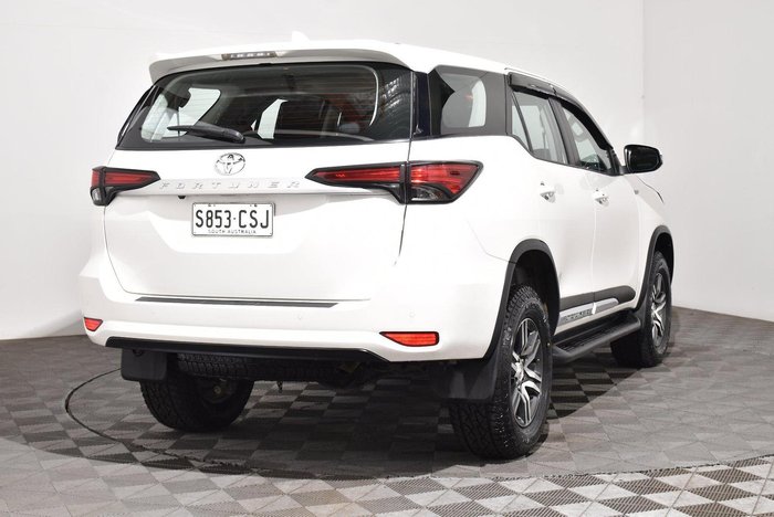 2022 Toyota Fortuner GX