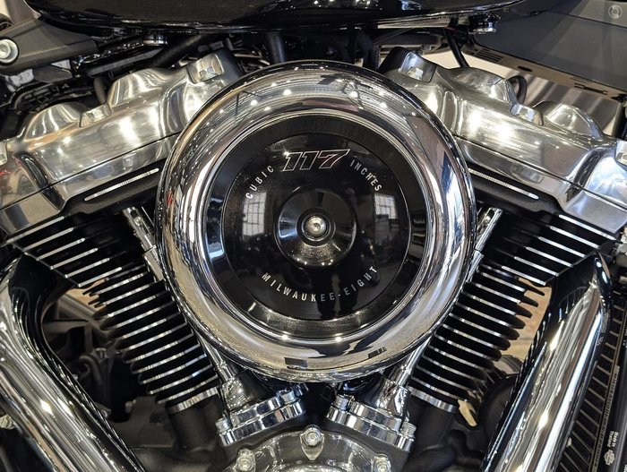 2026 Harley-Davidson Street Bob 117 (FXBB) Softail Black