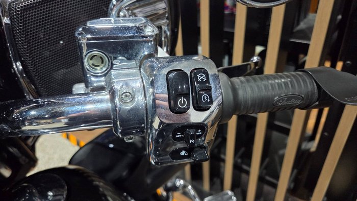 2024 Indian ROADMASTER CLASSIC SILVER