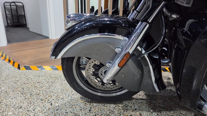 2024 Indian ROADMASTER CLASSIC SILVER