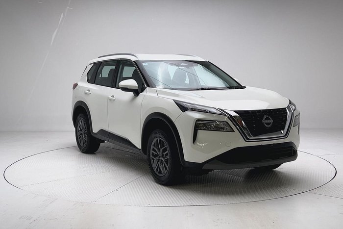 2024 Nissan X-TRAIL ST