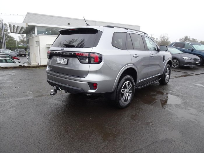 2025 Ford Everest Trend