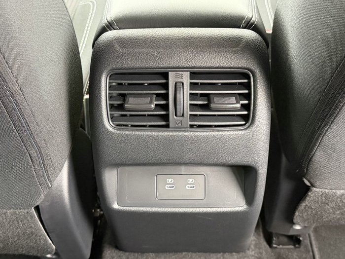 2025 Nissan QASHQAI ST