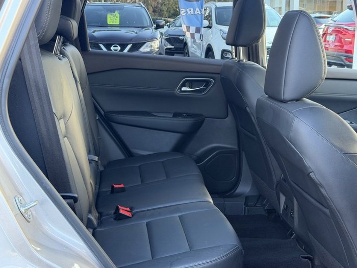 2025 Nissan X-TRAIL TI E-POWER