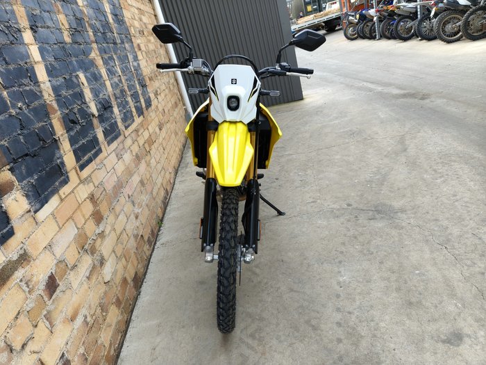 2026 SUZUKI DR-Z4S DUAL PURPOSE YELLOW