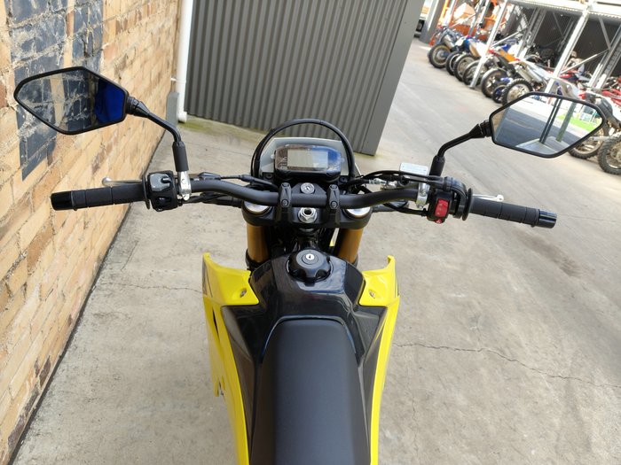 2026 SUZUKI DR-Z4S DUAL PURPOSE YELLOW