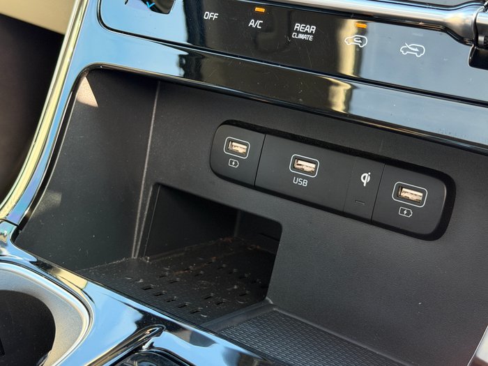 2022 Kia Carnival Platinum
