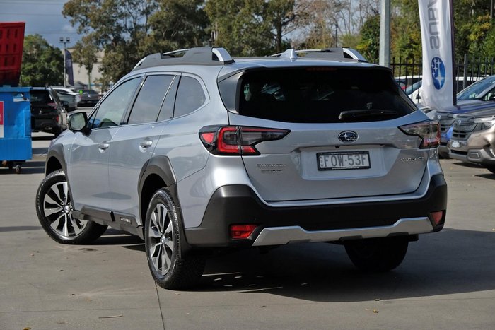 2025 Subaru Outback AWD Touring
