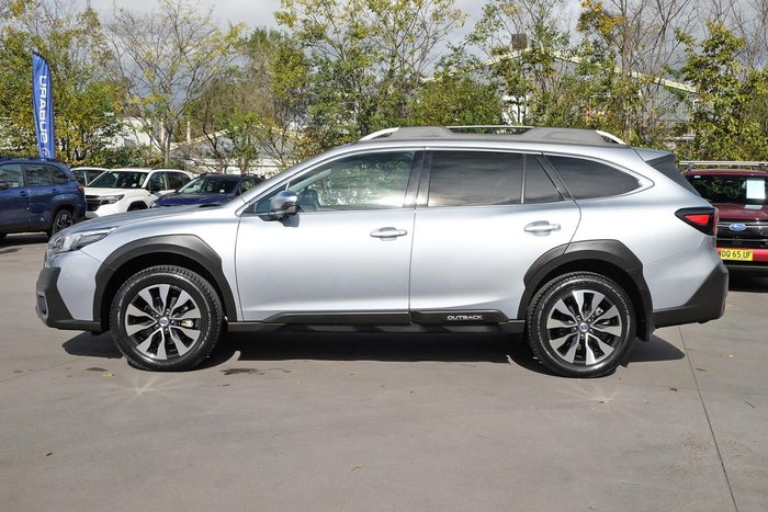 2025 Subaru Outback AWD Touring