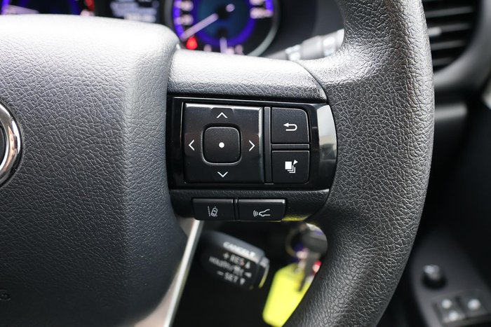 2019 Toyota Hilux SR