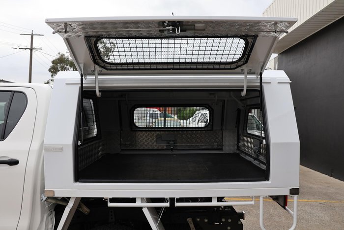 2019 Toyota Hilux SR