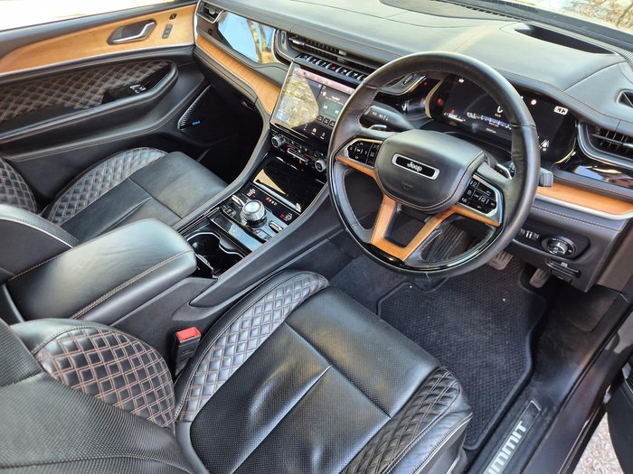 2022 Jeep Grand Cherokee Summit Reserve