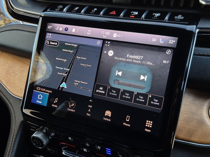2022 Jeep Grand Cherokee Summit Reserve